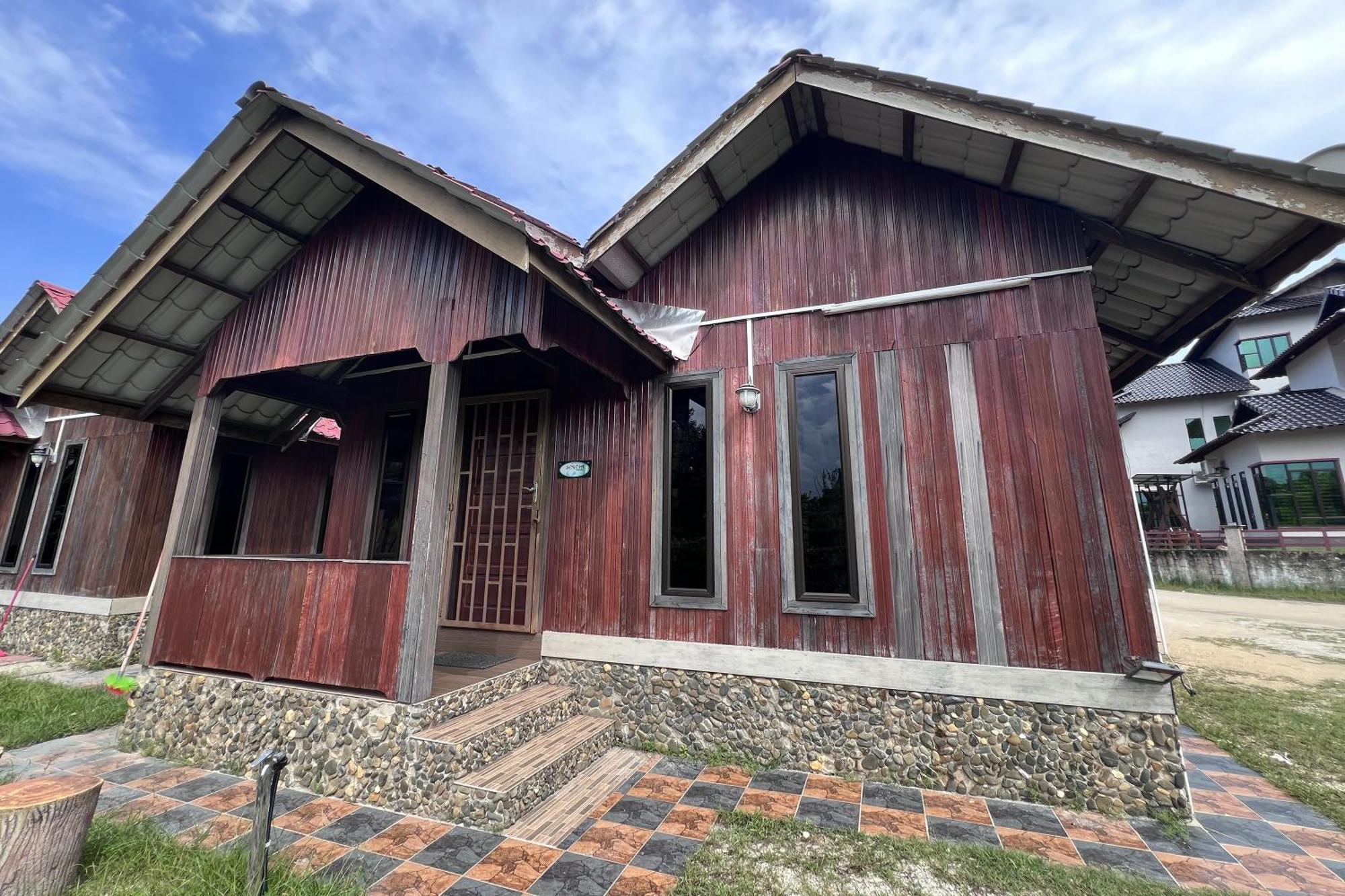 Nurbayu Chalet, Kemaman Kuantan Exterior foto