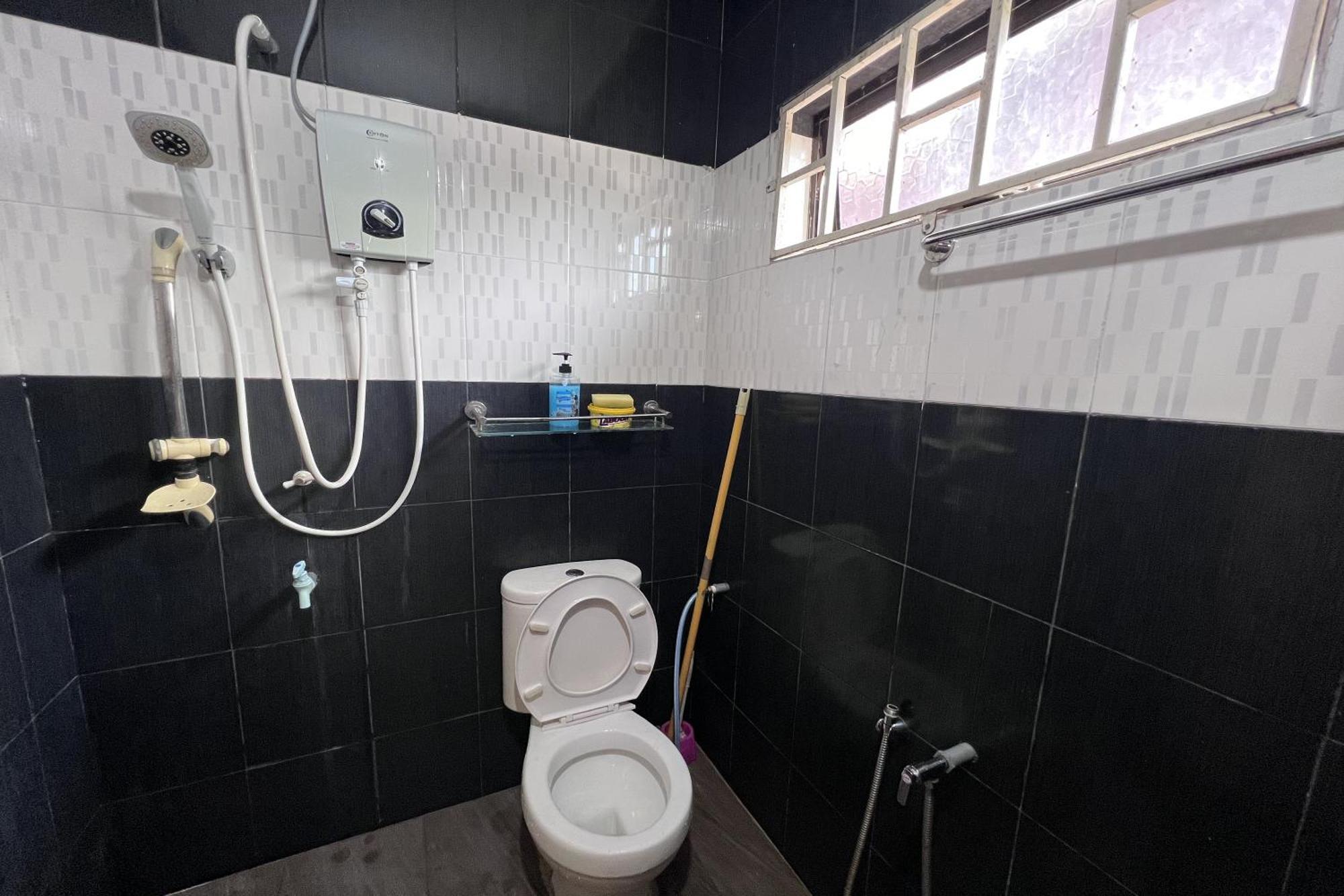 Nurbayu Chalet, Kemaman Kuantan Exterior foto