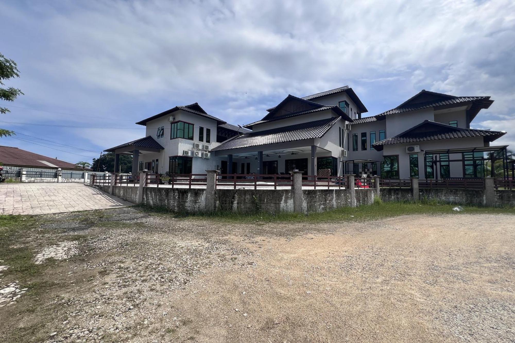 Nurbayu Chalet, Kemaman Kuantan Exterior foto