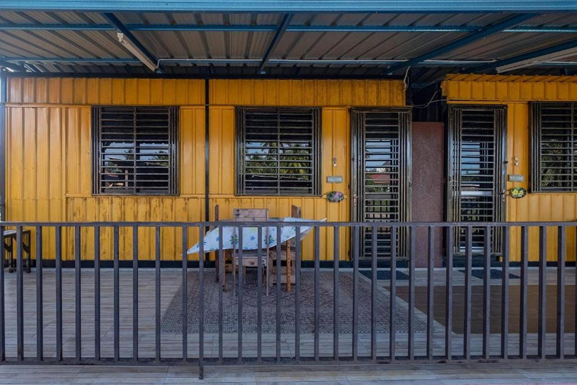 Nurbayu Chalet, Kemaman Kuantan Exterior foto